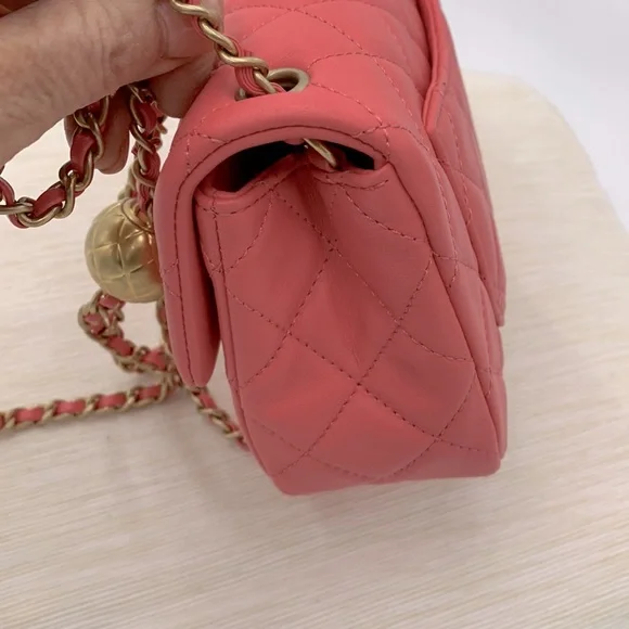 Chanel mini rectangular Pearl Crush. Lambskin bag - Picture 10 of 10